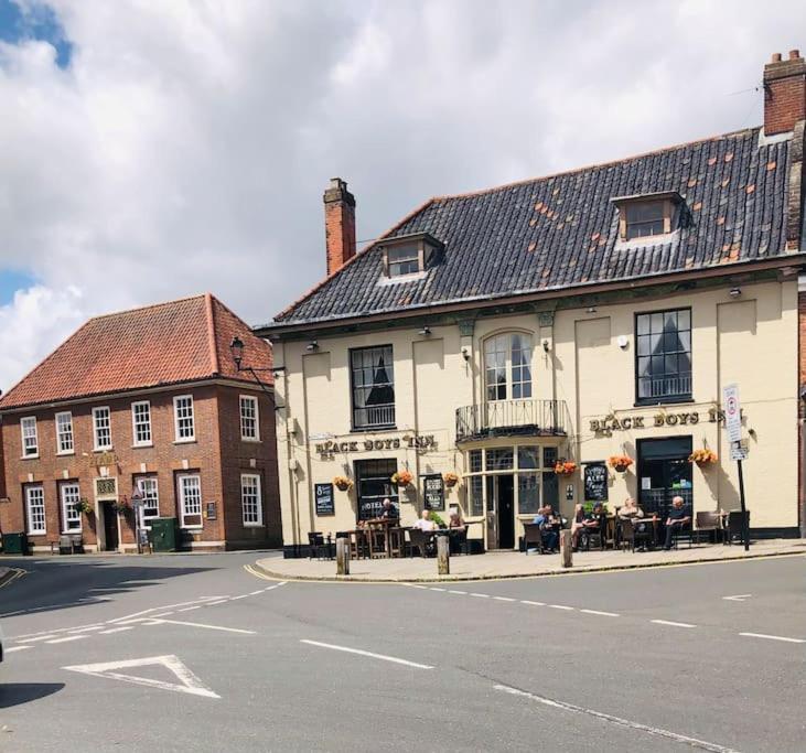The Town House Villa Aylsham Luaran gambar